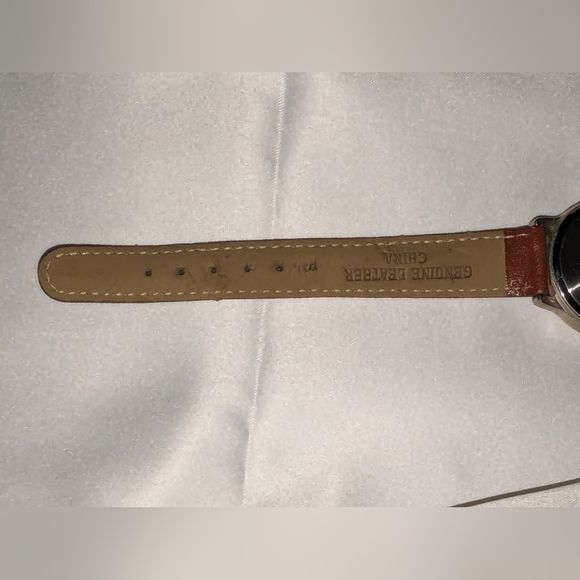 Vintage Armitron 1995 Warner Bros. Taz watch - Picture 3 of 11